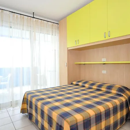 Mara * Μπιμπιόνε